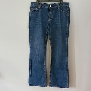 Gap low rise Woman's jeans. Size 14R